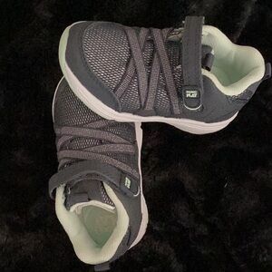 Stride Rite size 6 NEW